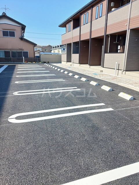 16/22 駐車場