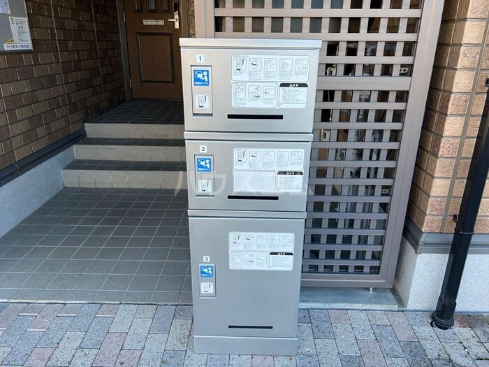 17/28 エントランス