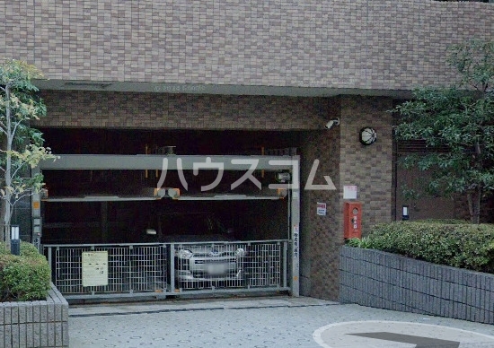 19/29 エントランス