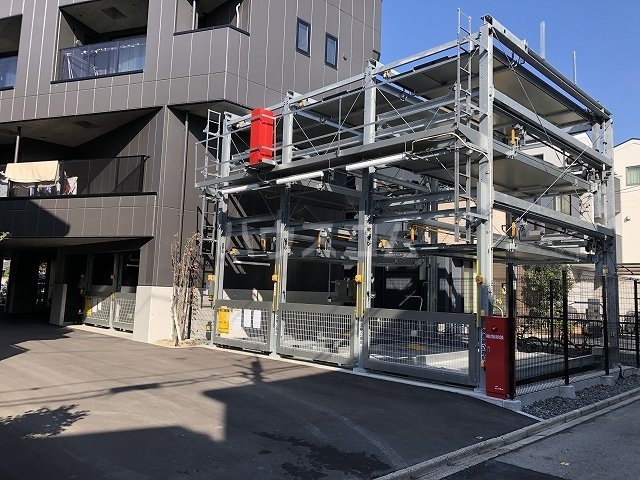 22/25 駐車場