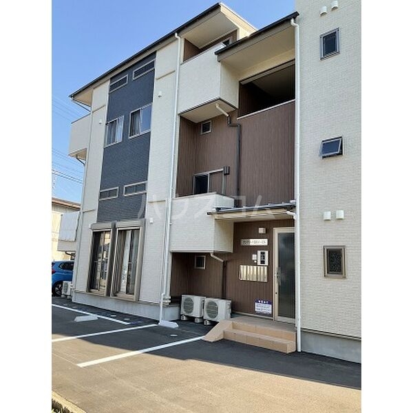 2/5 エントランス