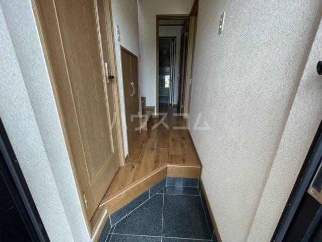 13/30 玄関
