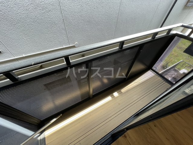 23/30 バルコニー