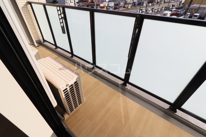 13/24 バルコニー