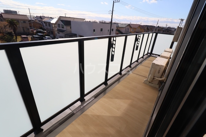 14/23 バルコニー