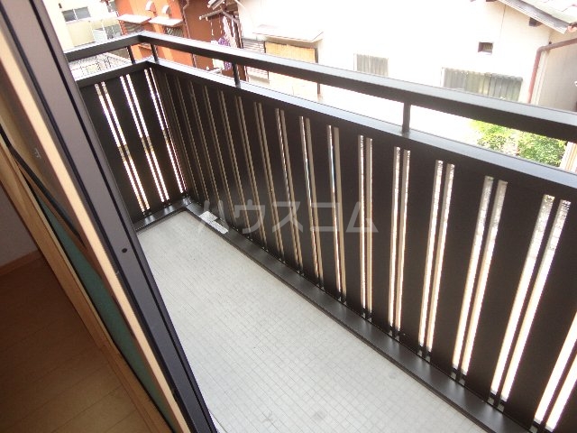 20/30 バルコニー