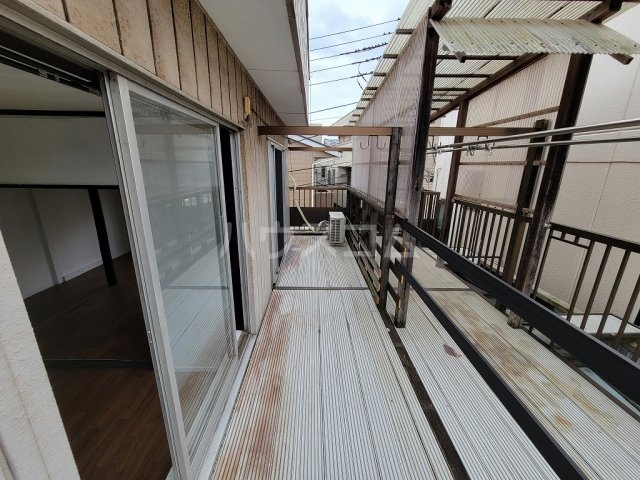 17/30 バルコニー