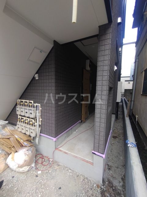 2/5 エントランス