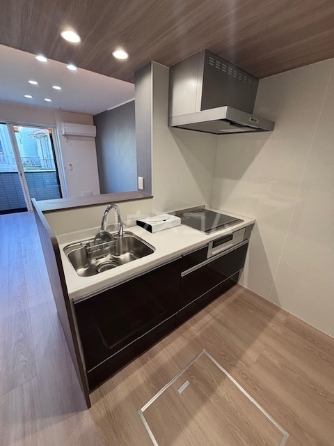 28/30 エントランス