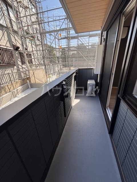 20/30 バルコニー