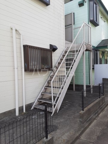 21/26 エントランス