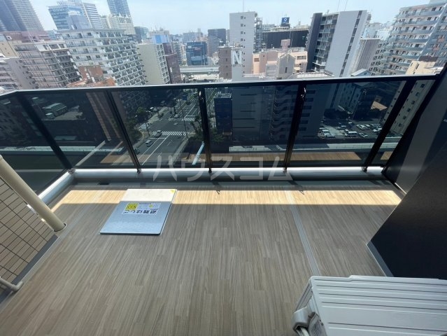 19/30 バルコニー