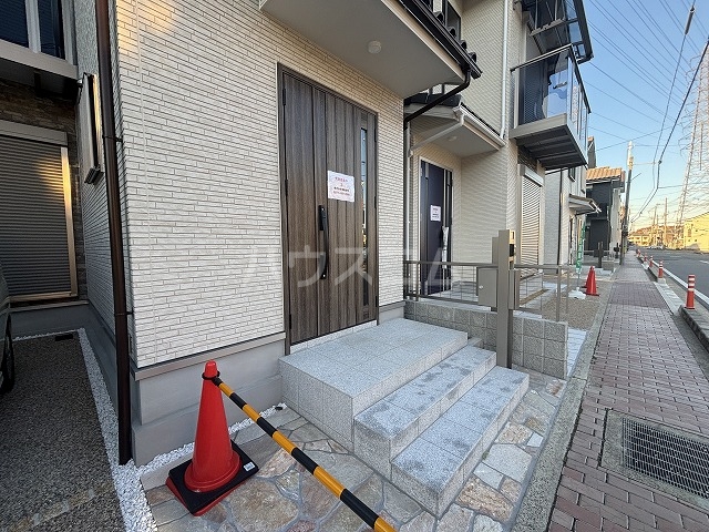 2/5 エントランス