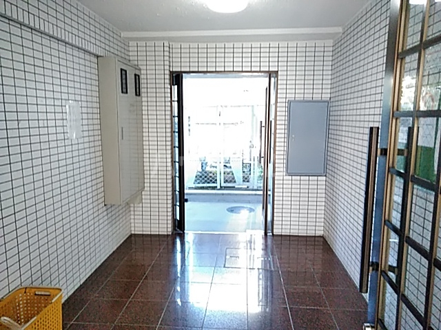 19/29 エントランス