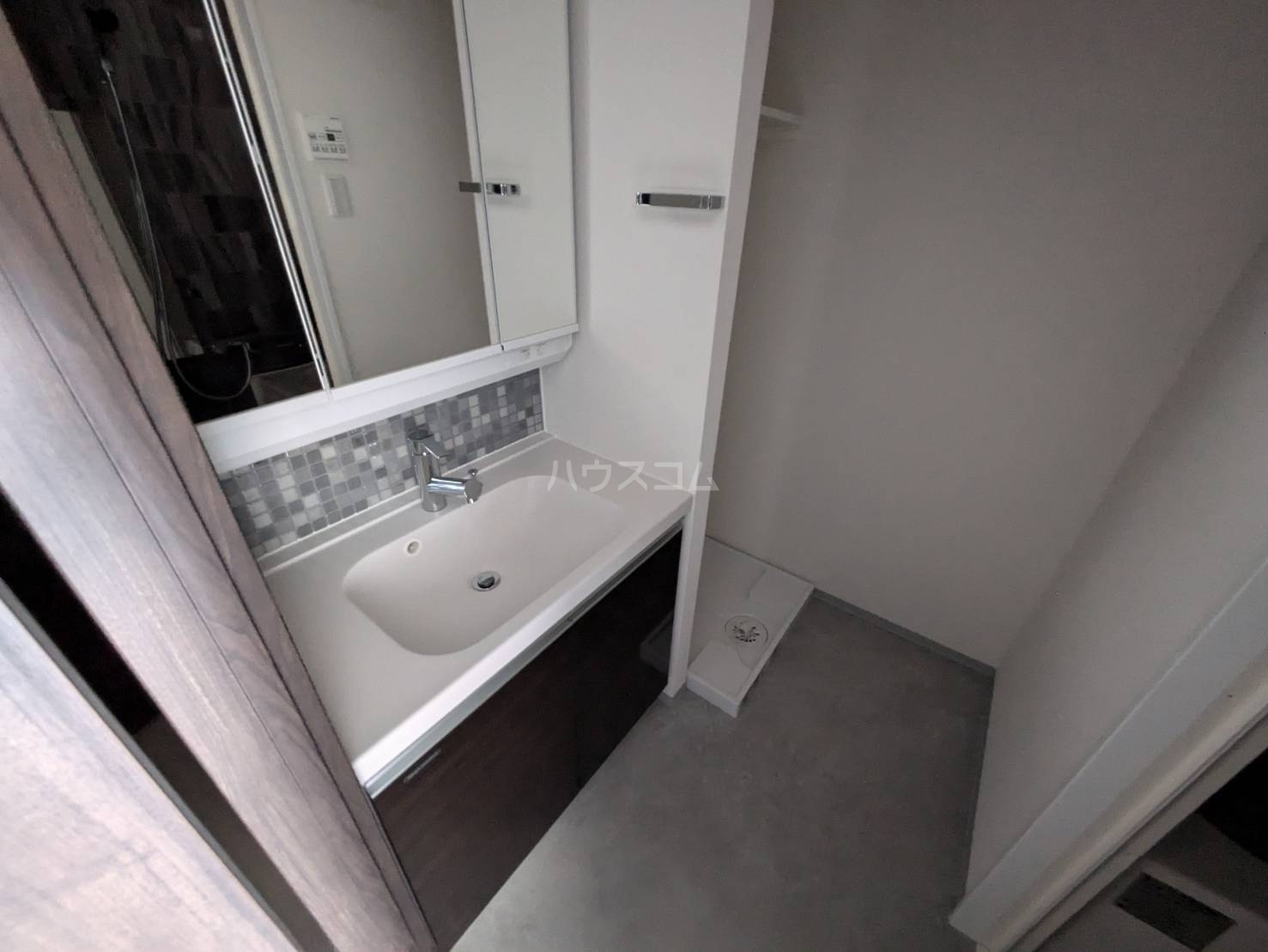 23/30 バルコニー