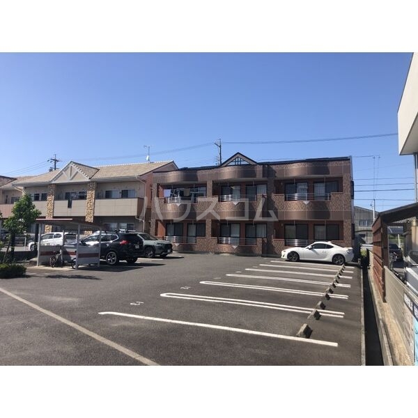17/22 駐車場