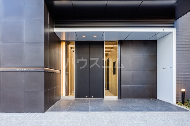 2/10 エントランス