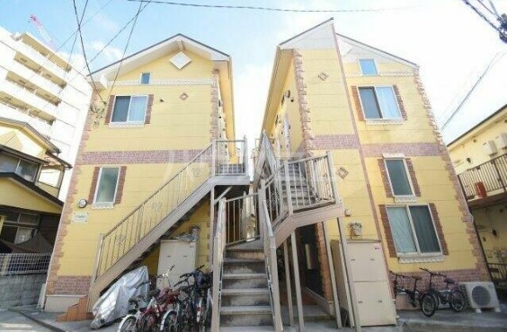 19/25 エントランス