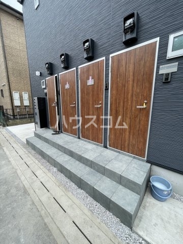 16/25 エントランス