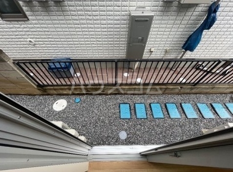 10/25 バルコニー