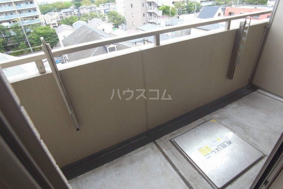 17/28 バルコニー