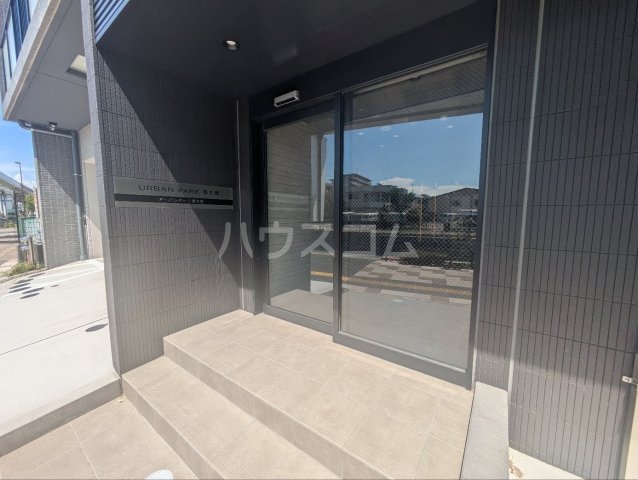 29/30 エントランス