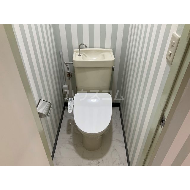 16/30 トイレ