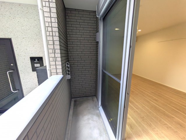 19/25 バルコニー