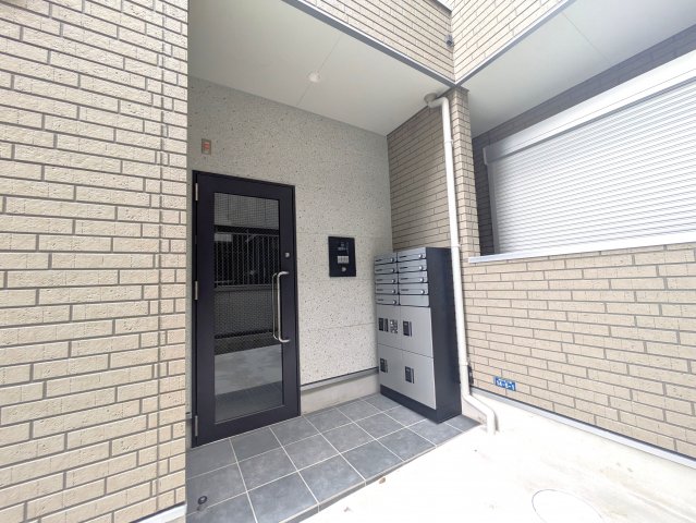 3/3 エントランス