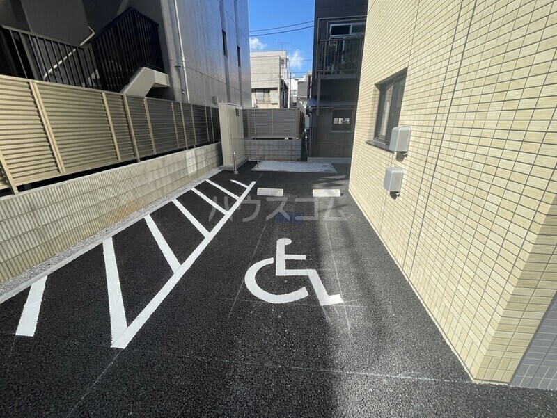 17/21 駐車場