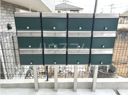 16/19 エントランス