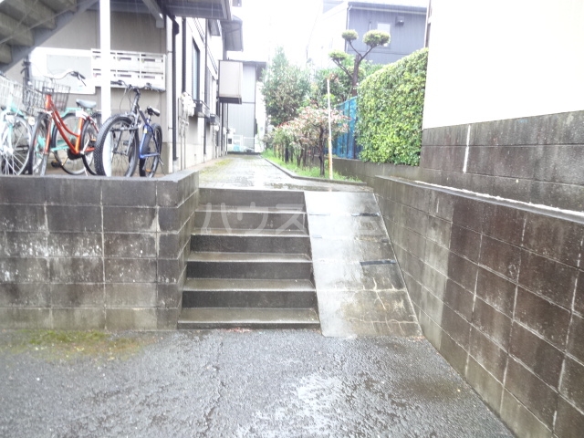 29/30 エントランス