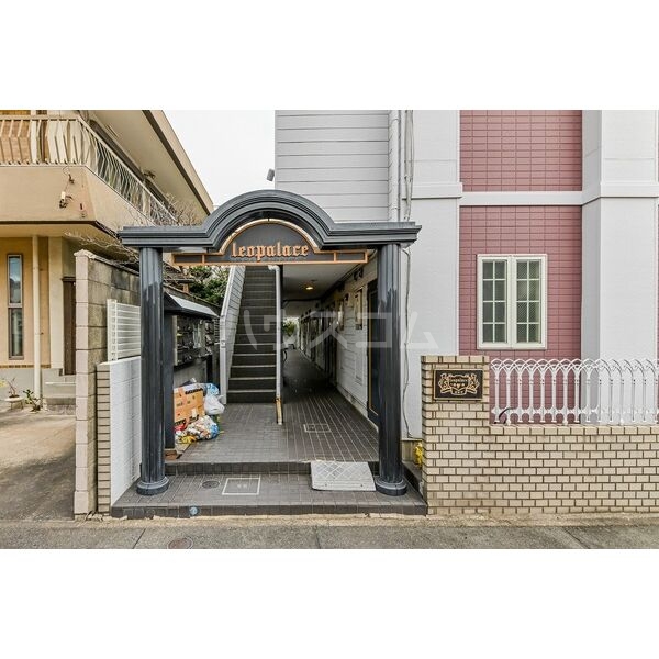 15/25 エントランス