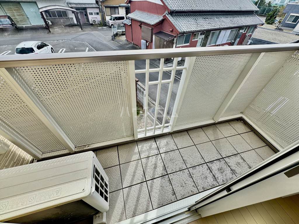 15/18 バルコニー