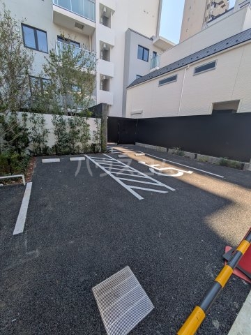 19/26 駐車場