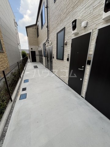 22/30 エントランス