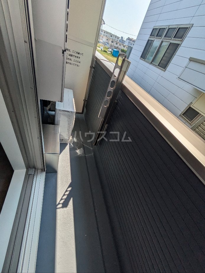 14/28 バルコニー