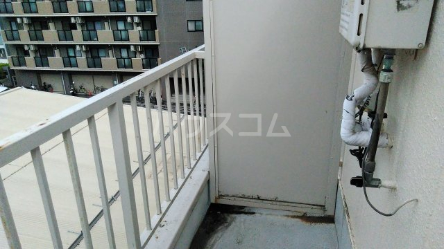 15/26 バルコニー