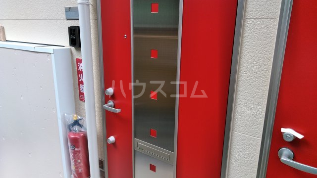 19/26 エントランス