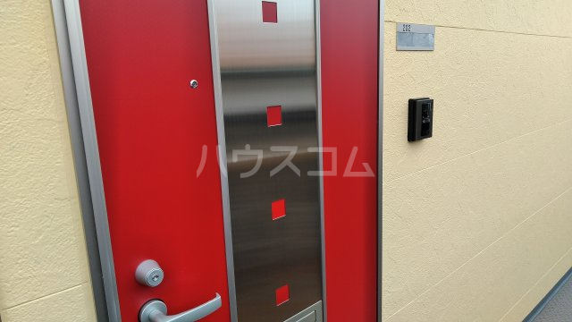 19/26 エントランス