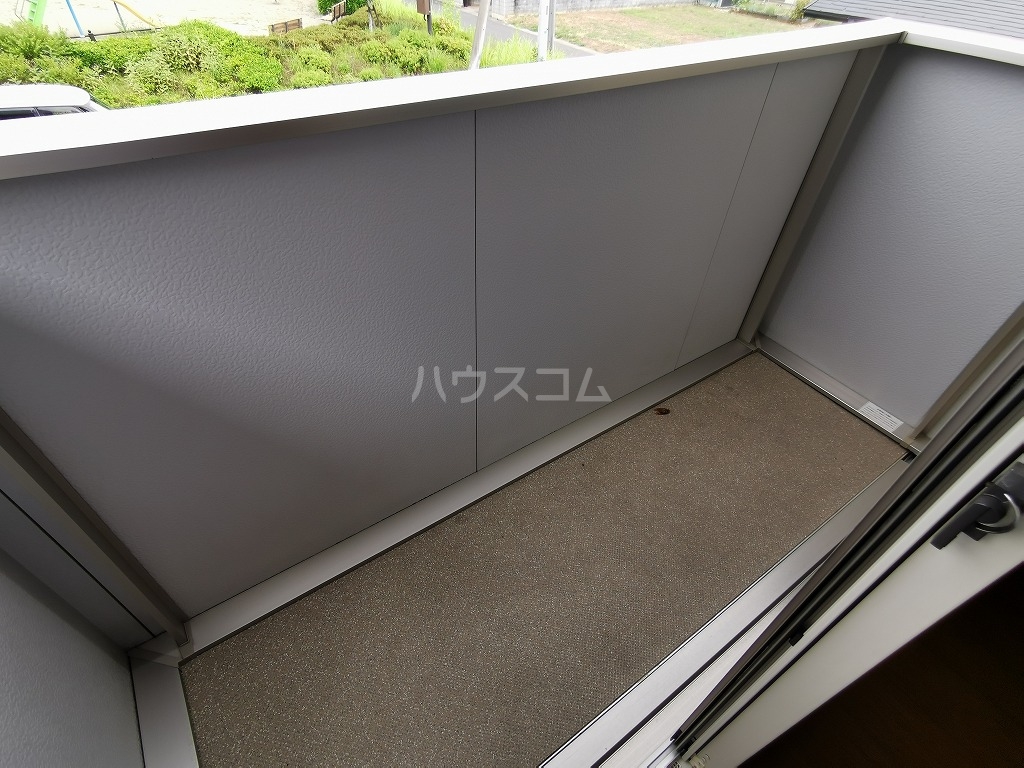 13/21 バルコニー