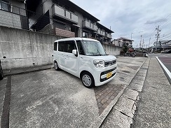 2/4 駐車場