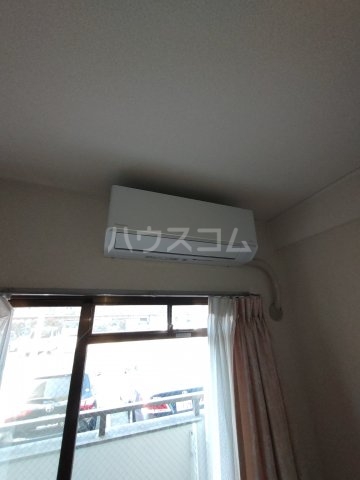 16/19 エントランス