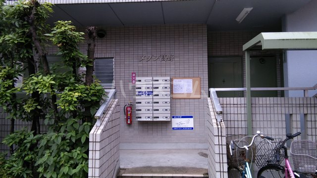 22/29 エントランス