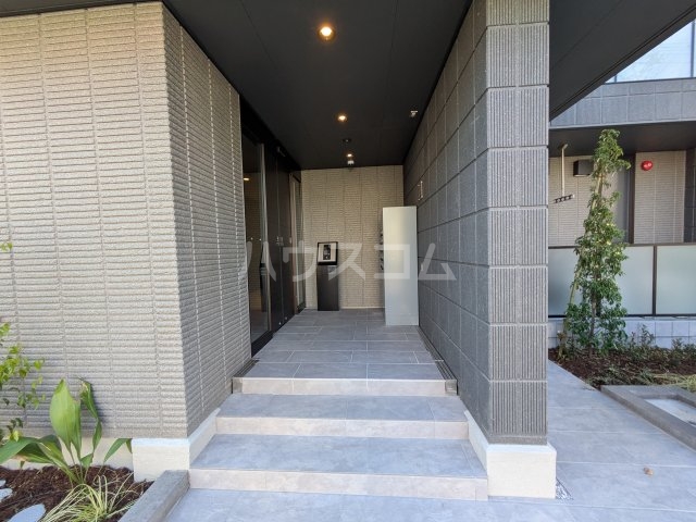 21/29 エントランス