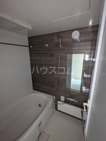 16/30 浴室