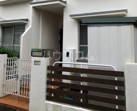 14/16 エントランス