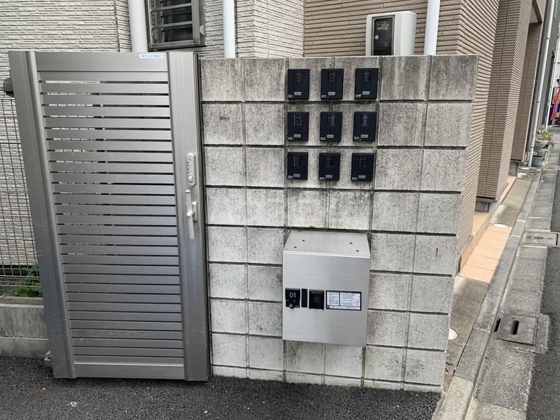 16/26 エントランス