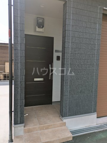 2/2 エントランス