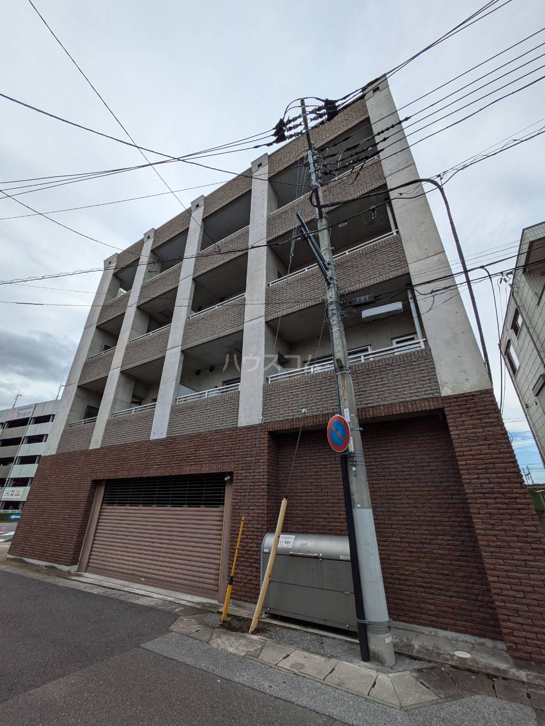 2/30 外観